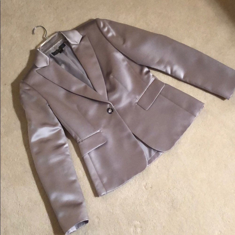 Tahari Arthur S. Levine LUXE silver blazer